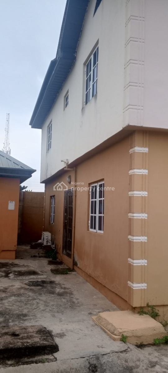 Massive 20 Rooms Lodge Along Major Road, Short Drive From Sterling Bank, Magboro, Ogun, Block of Flats for Sale