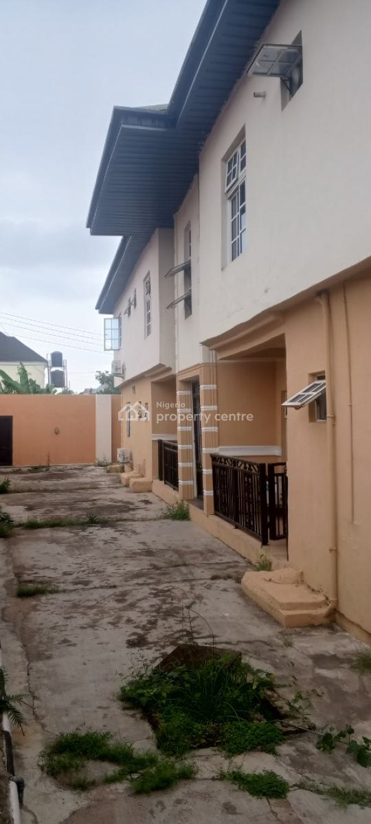 Massive 20 Rooms Lodge Along Major Road, Short Drive From Sterling Bank, Magboro, Ogun, Block of Flats for Sale