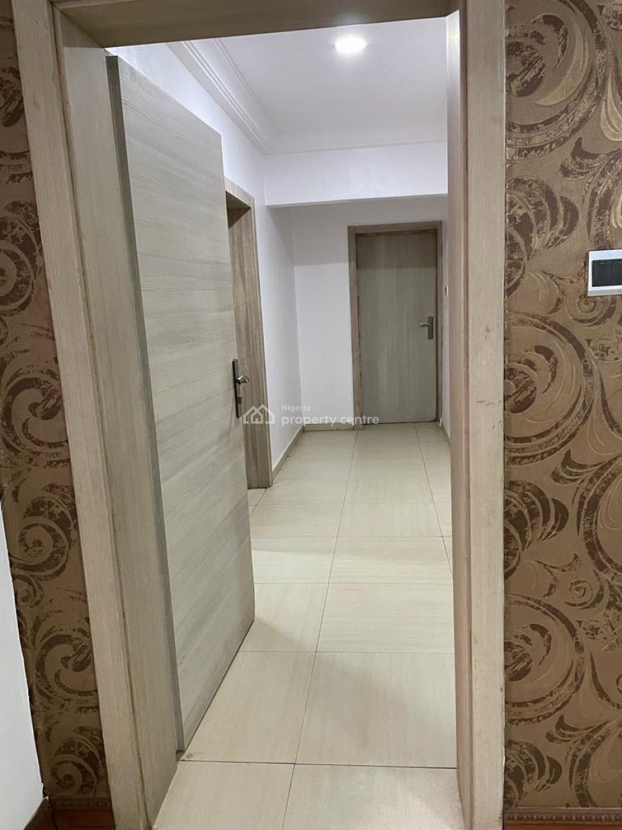 Spacious 3 Bedroom Apartment, Ikeja Gra, Ikeja, Lagos, Flat / Apartment Short Let