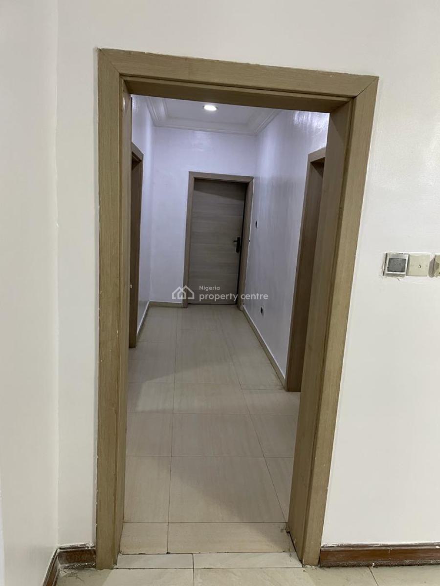 Spacious 3 Bedroom Apartment, Ikeja Gra, Ikeja, Lagos, Flat / Apartment Short Let