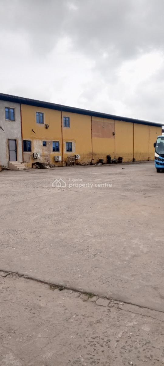 Massive  Warehouse with Big Office Space, Facing The Express Along Oshodi/apapa Express Way, Oshodi, Lagos, Warehouse for Rent