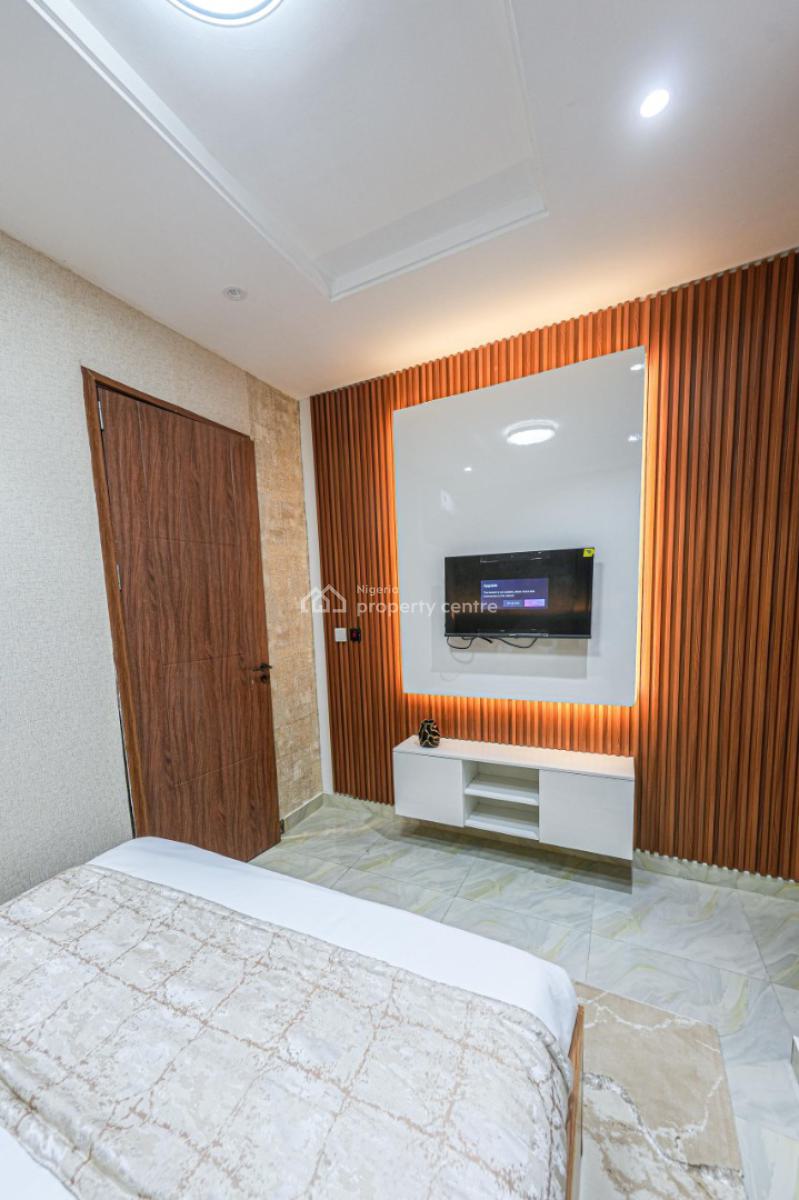 Aesthetically Cool & Luxurious 3 Bedroom Apartment, Adelabu Surulere*, Surulere, Lagos, Flat / Apartment Short Let