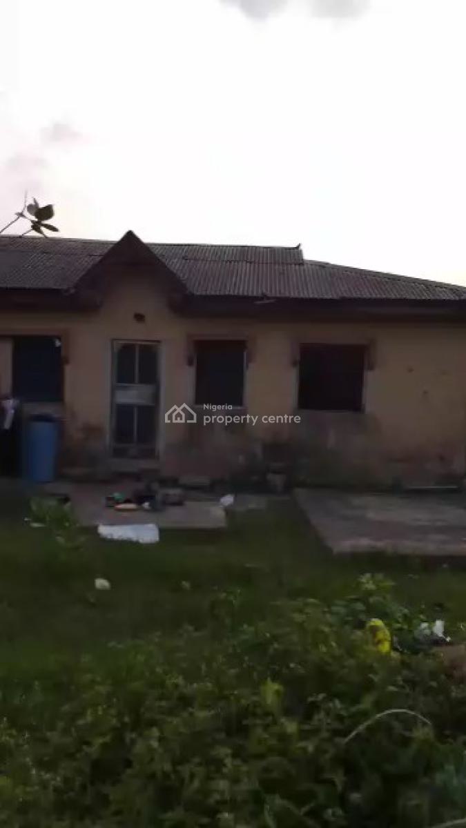 Half Plot of Land with Mini Flat, Abaranje, Ikotun, Lagos, Residential Land for Sale