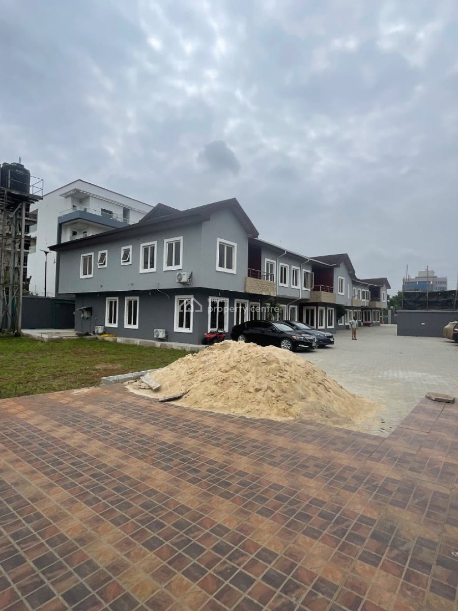 4 Bedrooms Modern Family Home in Prime, Ikoyi, Lagos, Semi-detached Duplex for Rent
