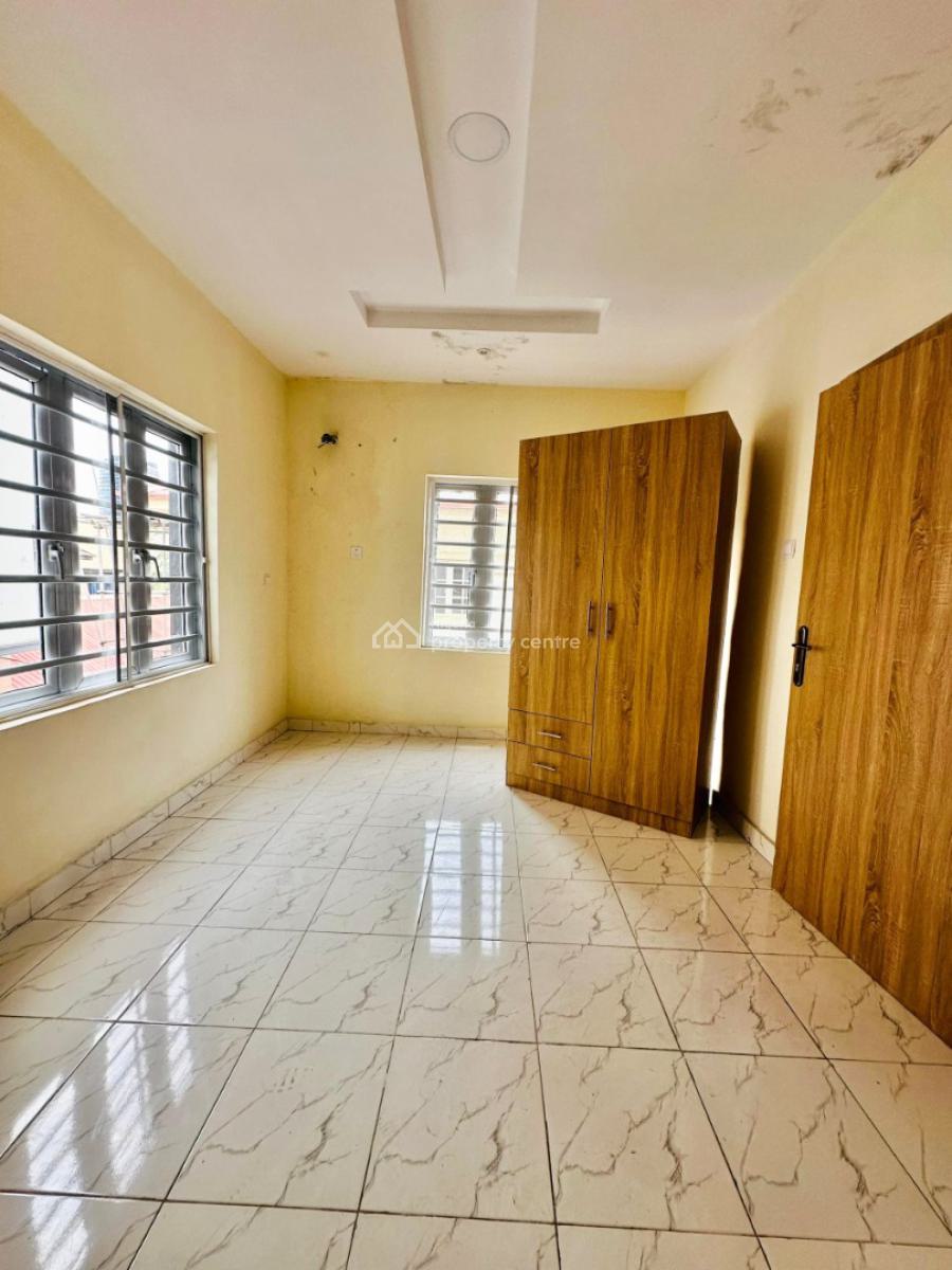 4-bedroom Semi Detached Duplex with a Bq., Gra Phase 1, Magodo, Lagos, Semi-detached Duplex for Sale