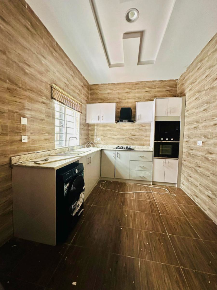 4-bedroom Semi Detached Duplex with a Bq., Gra Phase 1, Magodo, Lagos, Semi-detached Duplex for Sale