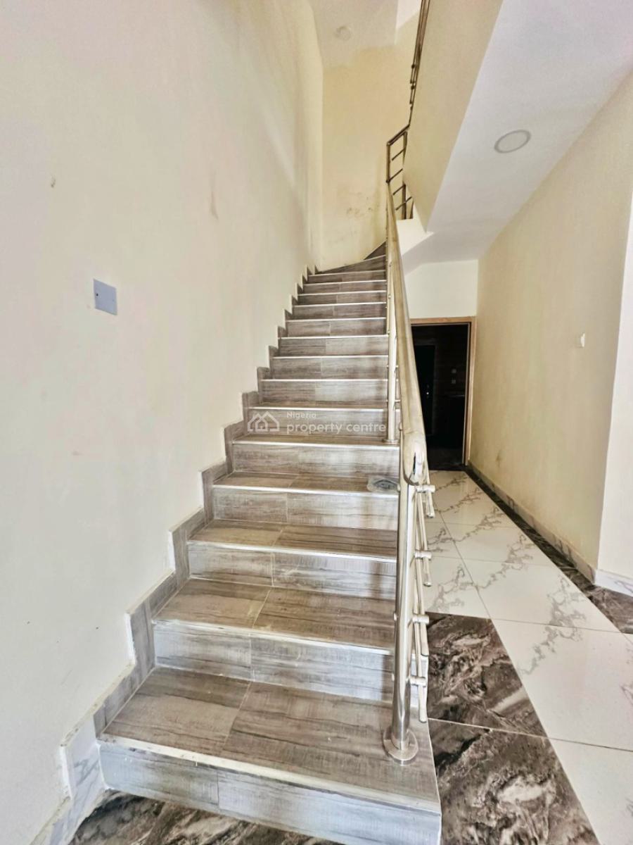 4-bedroom Semi Detached Duplex with a Bq., Gra Phase 1, Magodo, Lagos, Semi-detached Duplex for Sale