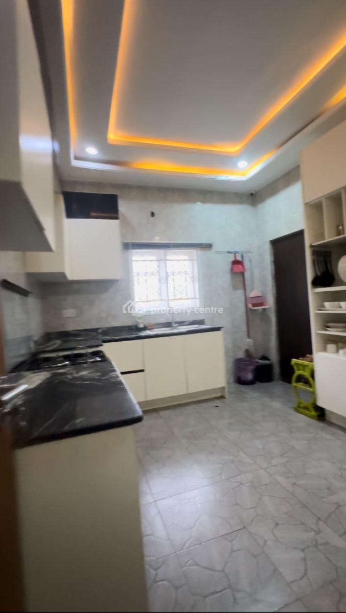 Fully Functional 4 Bedroom Penthouse Duplex, Rio Estate, Along Winners Highway, Fha (f.h.a), Lugbe District, Abuja, Terraced Duplex for Sale