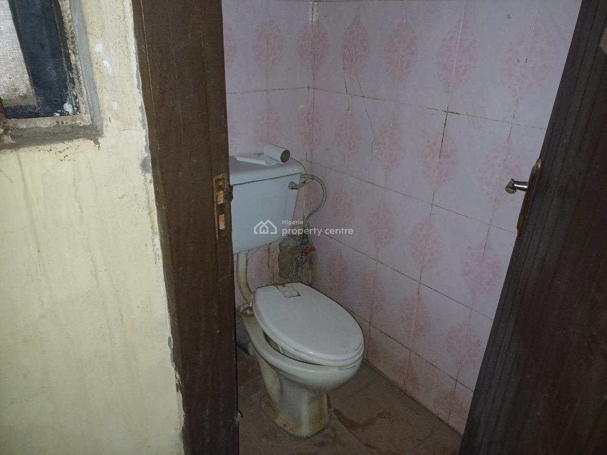 3 Bedroom Flat on The Ground Floor, Mabushi, Abuja, Flat / Apartment for Rent