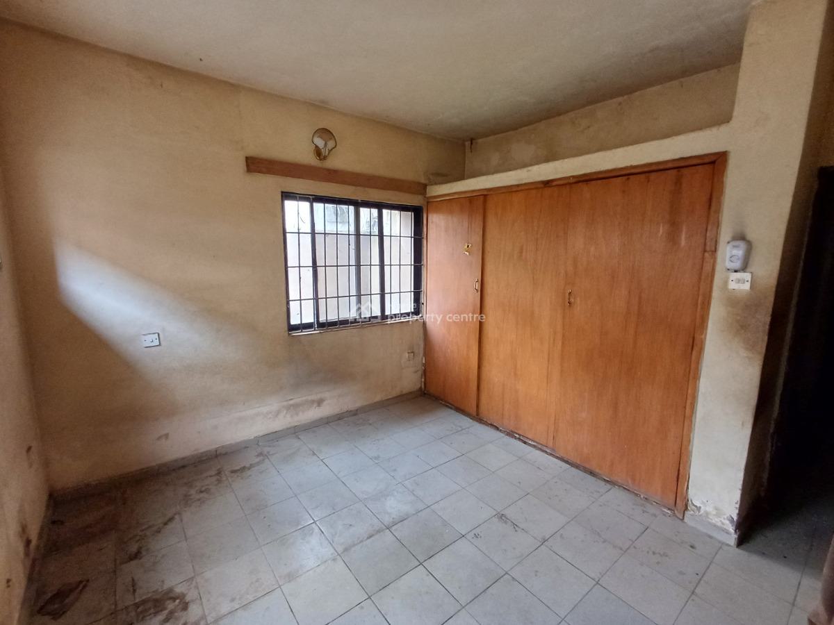 3 Bedroom Flat on The Ground Floor, Mabushi, Abuja, Flat / Apartment for Rent