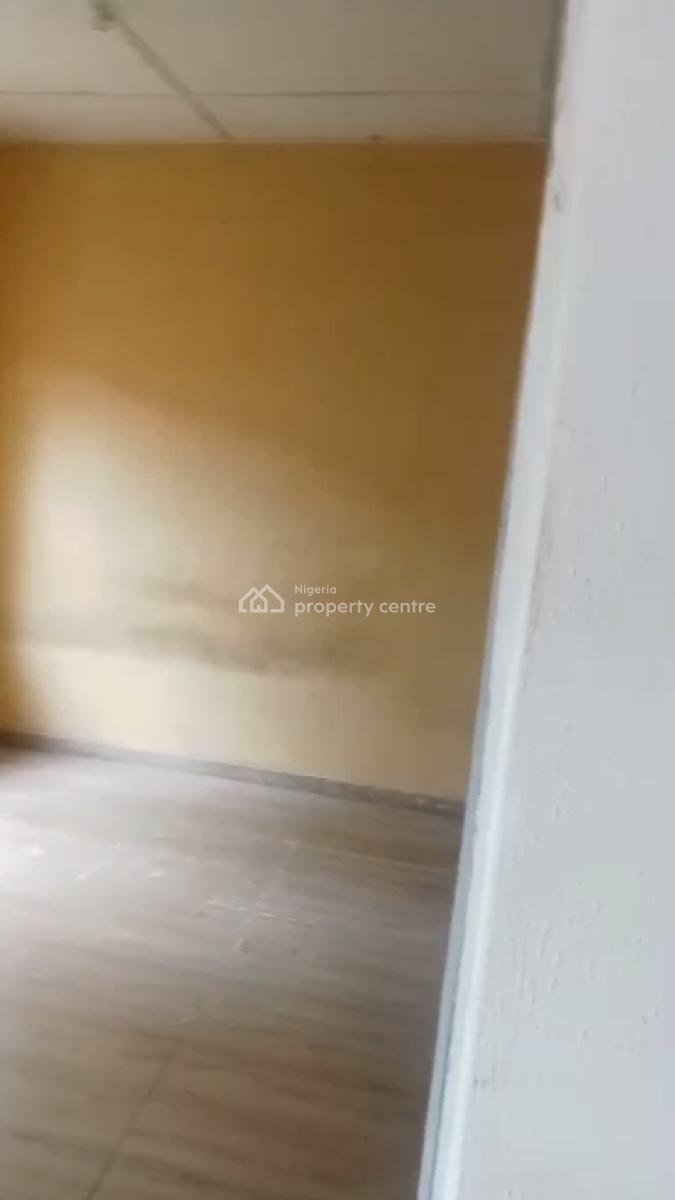 Newly Renovated 2 Bedroom Apartment, Off Olaniyi, New Oko-oba, Agege, Lagos, Flat / Apartment for Rent