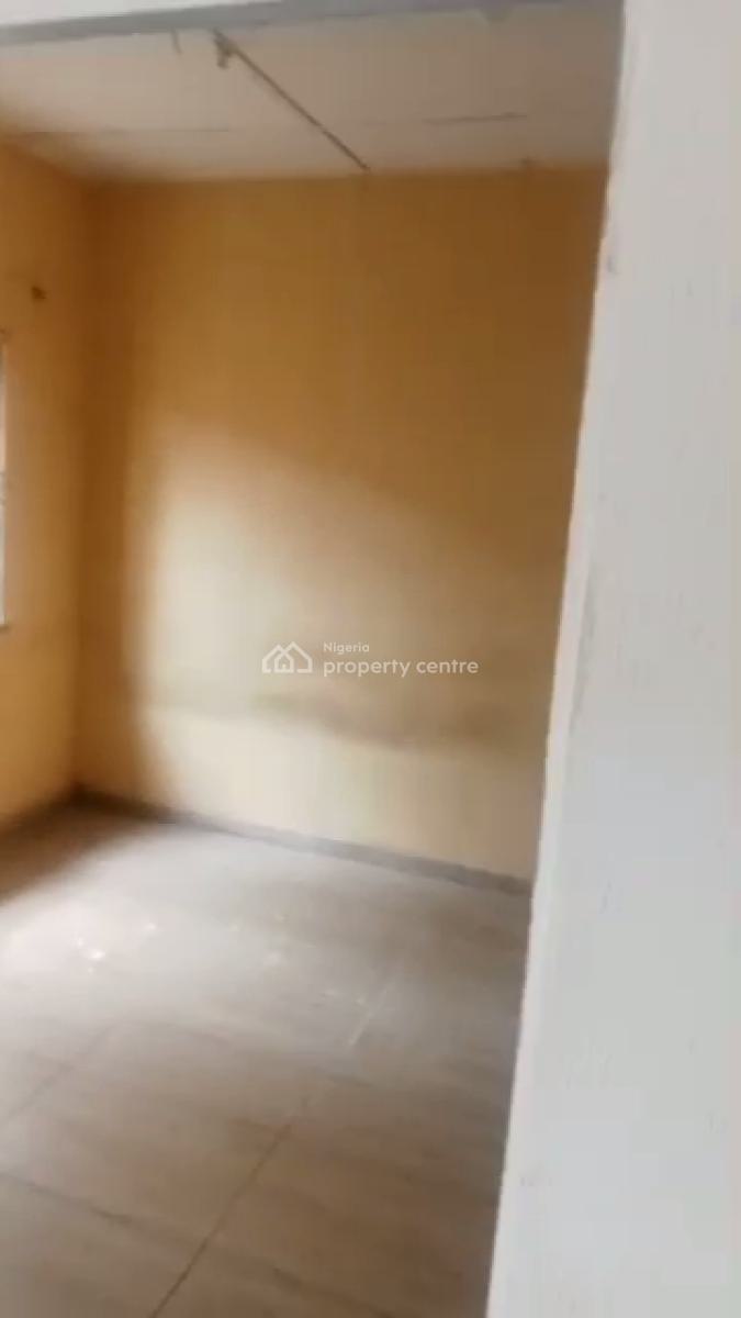 Newly Renovated 2 Bedroom Apartment, Off Olaniyi, New Oko-oba, Agege, Lagos, Flat / Apartment for Rent