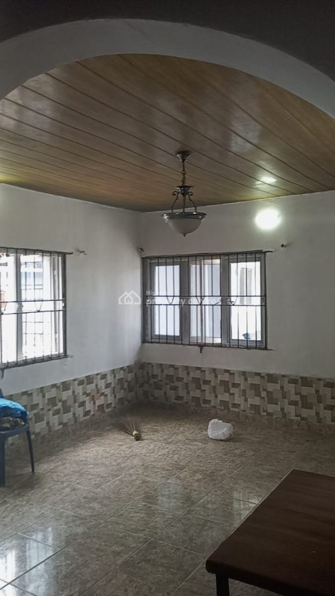Executive 3 Bedroom Bungalow with a Room Bq, Abraham Adesanya Estate, Ajah, Lagos, Detached Bungalow for Rent
