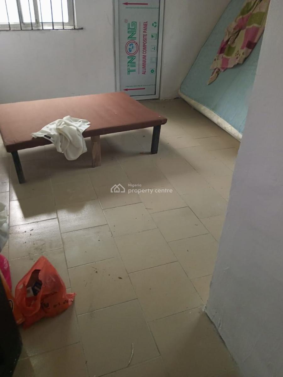 Executive 3 Bedroom Bungalow with a Room Bq, Abraham Adesanya Estate, Ajah, Lagos, Detached Bungalow for Rent