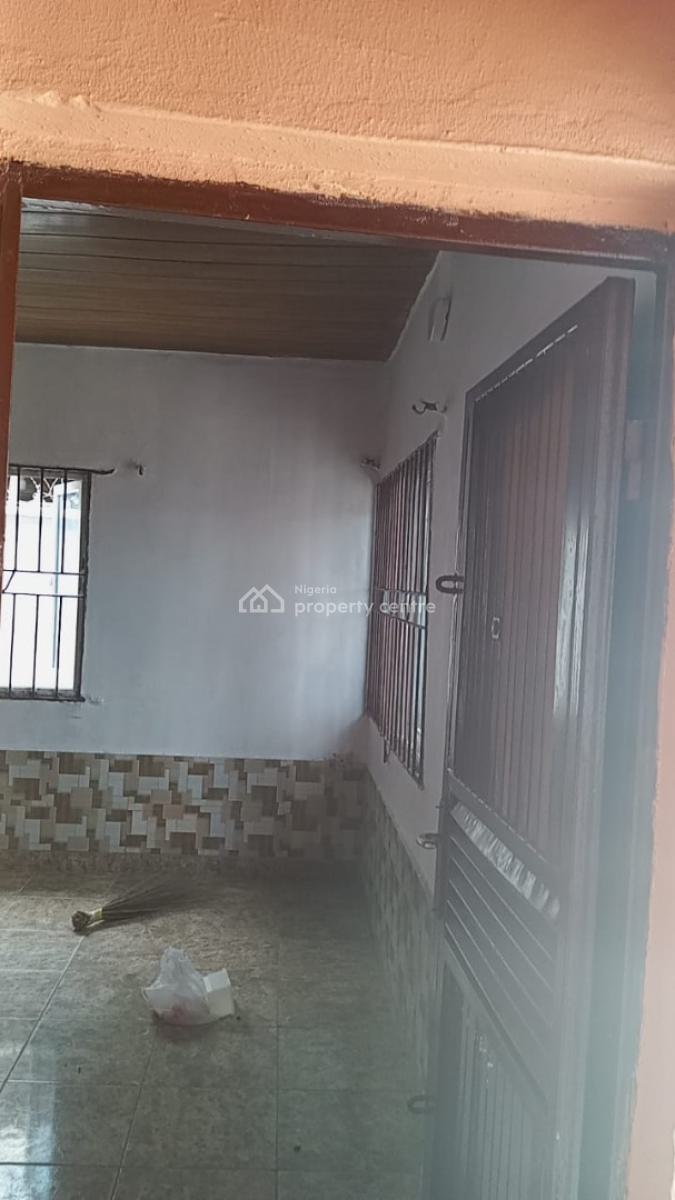 Executive 3 Bedroom Bungalow with a Room Bq, Abraham Adesanya Estate, Ajah, Lagos, Detached Bungalow for Rent