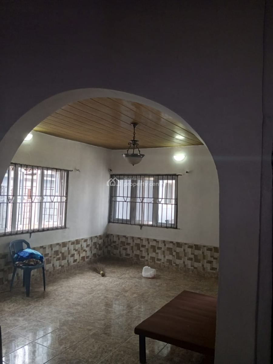 Executive 3 Bedroom Bungalow with a Room Bq, Abraham Adesanya Estate, Ajah, Lagos, Detached Bungalow for Rent