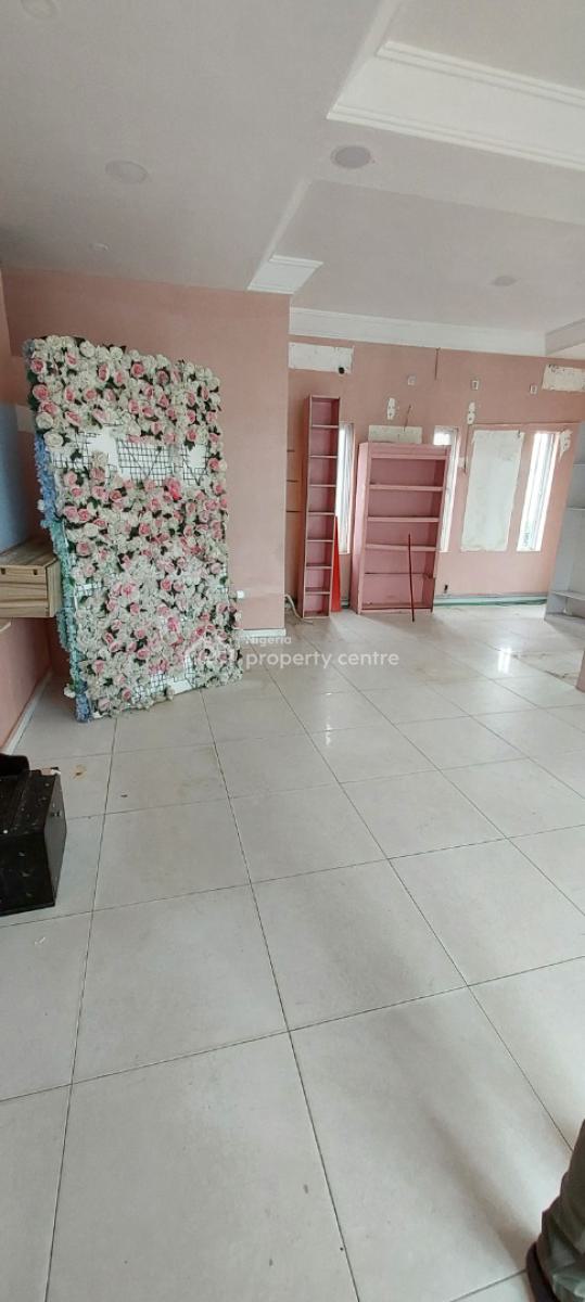 Spacious Commercial Shop/office Space, Ologolo, Lekki, Lagos, Plaza / Complex / Mall for Rent