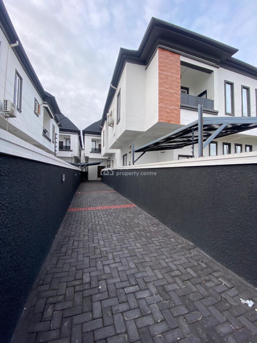 4 Bedroom Detached Duplex with a Room Bq, Lekki County, Ikota, Lekki, Lagos, Detached Duplex for Sale