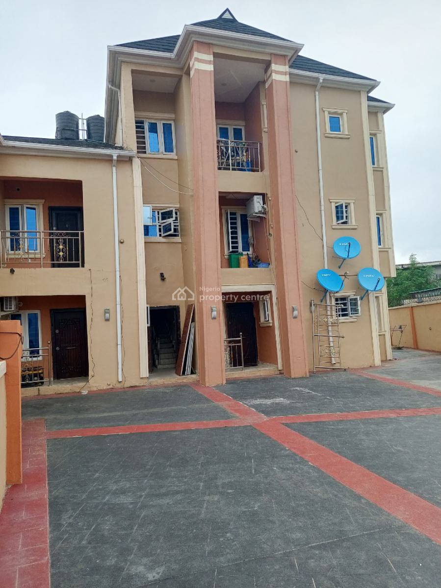 Two Bedroom Apartment, Majeik, Lekki Phase 1, Lekki, Lagos, Flat / Apartment for Rent
