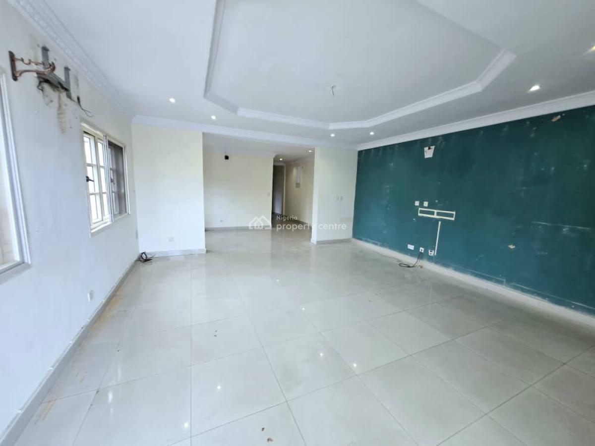 Well-maintained 3-bedroom Apartment with Pool, Parkview, Ikoyi, Lagos, Flat / Apartment for Rent