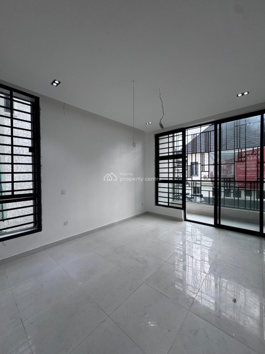 Elegant 2 Bedroom Fully Serviced Apartment with a Pool, Ologolo, Lekki, Lagos, Flat / Apartment for Sale