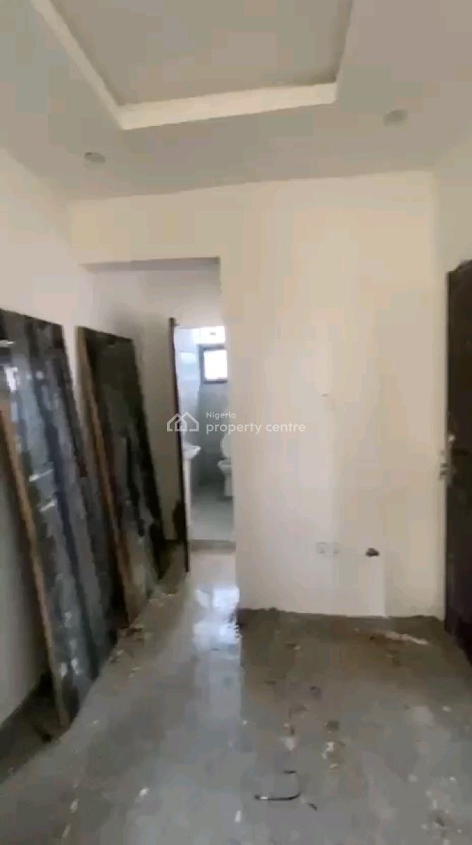 a Sizeable and Standard Units of Miniflat, Upstairs and Downstairs, Abule Ijesha, Yaba, Lagos, Mini Flat (room and Parlour) for Rent