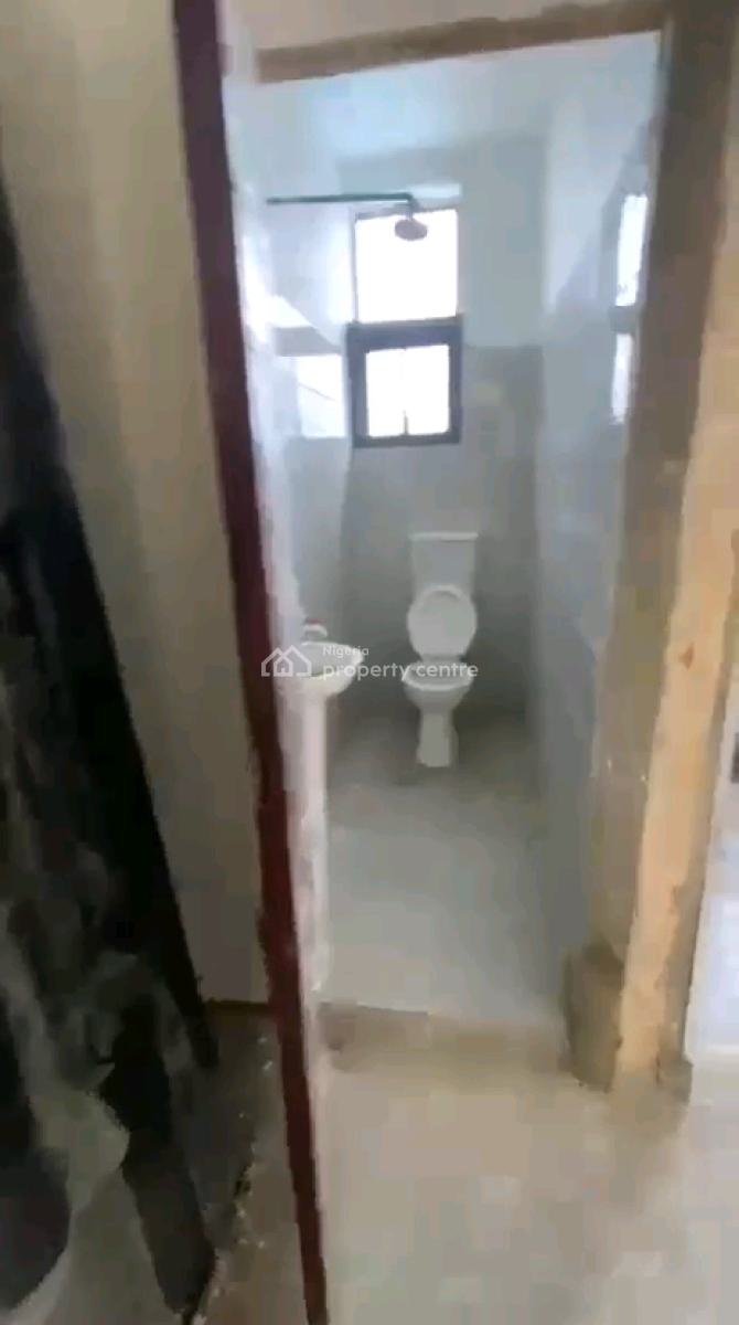a Sizeable and Standard Units of Miniflat, Upstairs and Downstairs, Abule Ijesha, Yaba, Lagos, Mini Flat (room and Parlour) for Rent