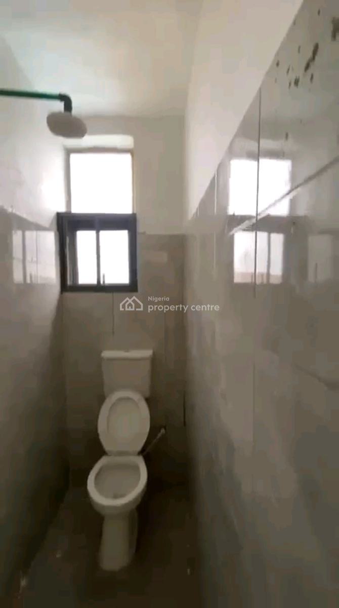 a Sizeable and Standard Units of Miniflat, Upstairs and Downstairs, Abule Ijesha, Yaba, Lagos, Mini Flat (room and Parlour) for Rent