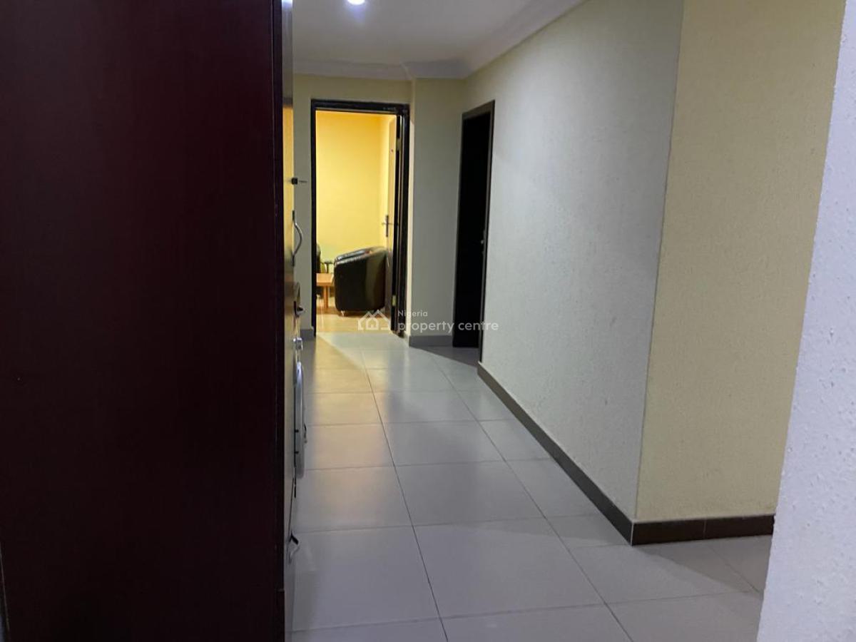 18 Rooms Hotel, Alausa, Ikeja, Lagos, Hostel for Sale
