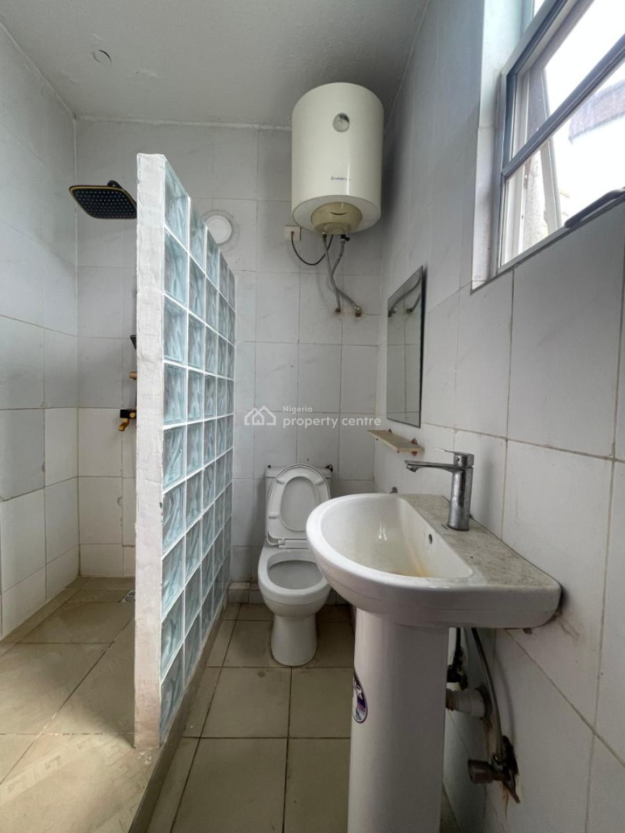 3 Bedroom Flat Apartment in a Choice Estate, 1004 Estate, Victoria Island (vi), Lagos, Flat / Apartment for Rent