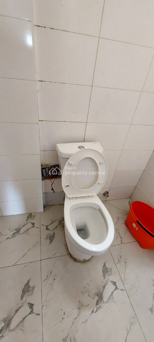 Spacious Commercial Shop Space, Orchid Road, Lekki, Lagos, Shop for Rent