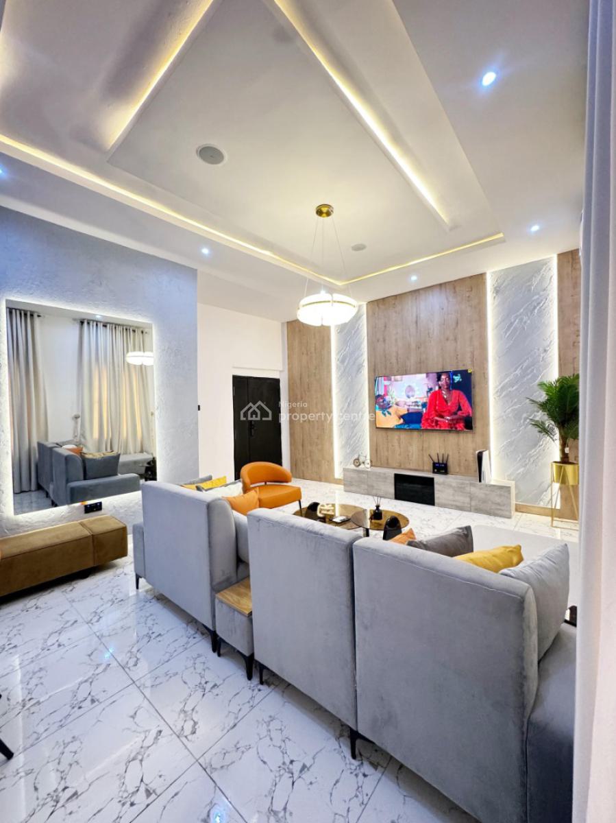 2 Spacious Bedrooms, Lekki Phase 1, Lekki, Lagos, Flat / Apartment Short Let