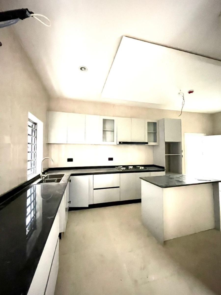 Newly Built 3 Bedroom Apartment with Bq, Lekki Phase 1, Lekki, Lagos, Flat / Apartment for Sale