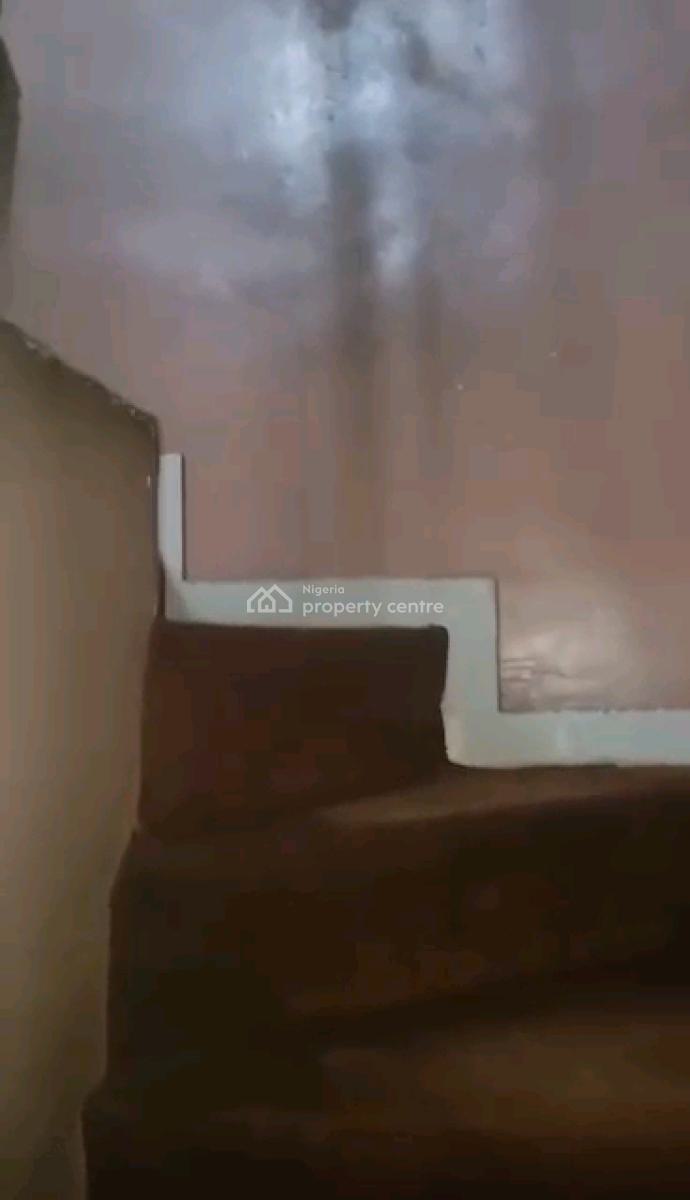 Decent 3 Bedroom Duplex All Rooms Ensuite N Guest Toilet All Tiled Wit, Off Pedro Road, Gbagada, Lagos, Flat / Apartment for Rent