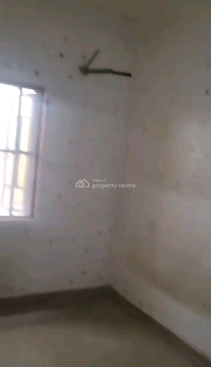 Decent 3 Bedroom Duplex All Rooms Ensuite N Guest Toilet All Tiled Wit, Off Pedro Road, Gbagada, Lagos, Flat / Apartment for Rent