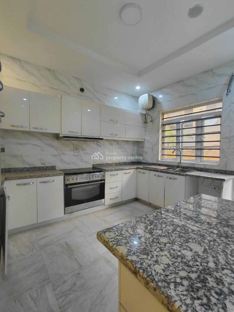 Neat and Spacious 4 Bedroom Terrace Duplex, Chevron, Lekki, Lagos, Terraced Duplex for Rent