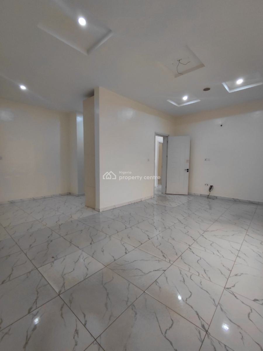 Neat and Spacious 4 Bedroom Terrace Duplex, Chevron, Lekki, Lagos, Terraced Duplex for Rent