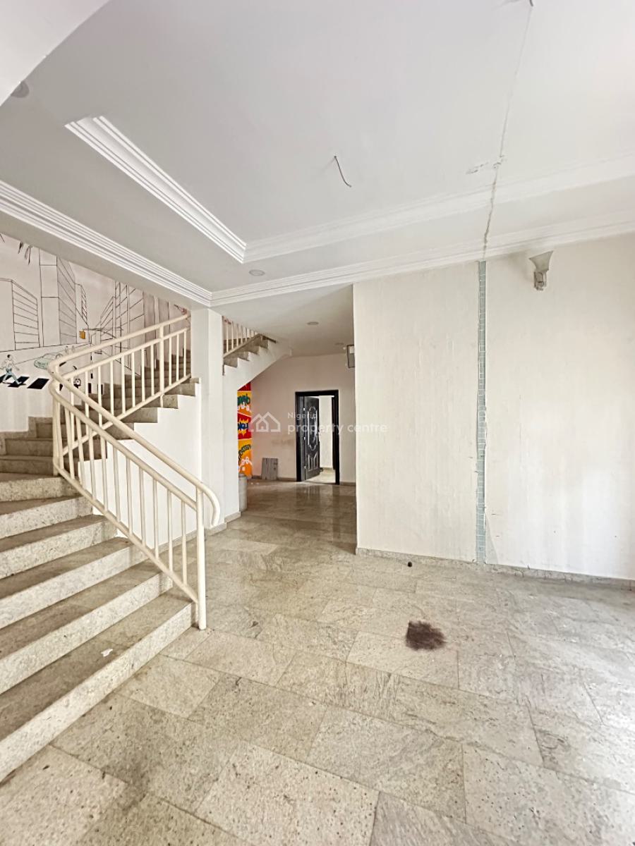 Spacious 4 Bedroom Semi Detached, Lekki Phase 1, Lekki, Lagos, Semi-detached Duplex for Rent