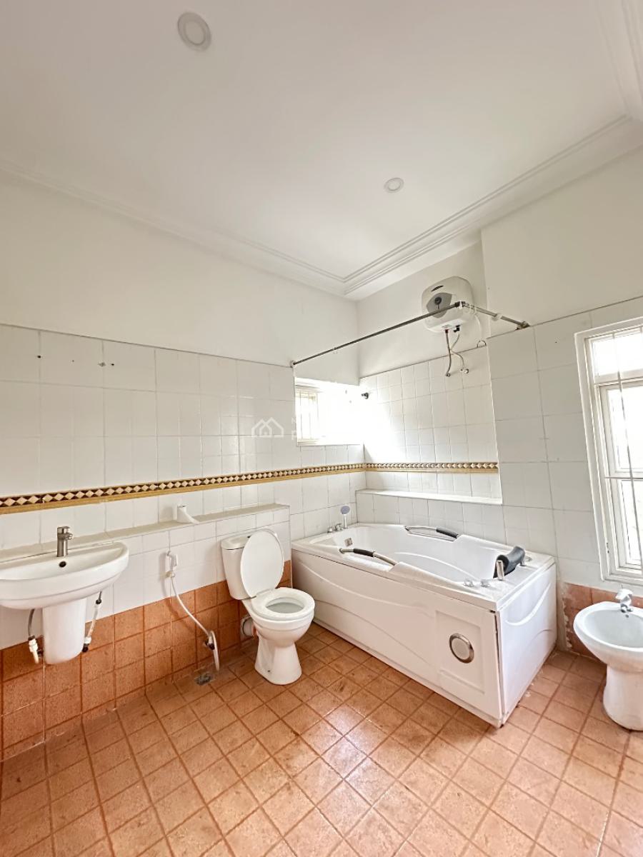 Spacious 4 Bedroom Semi Detached, Lekki Phase 1, Lekki, Lagos, Semi-detached Duplex for Rent