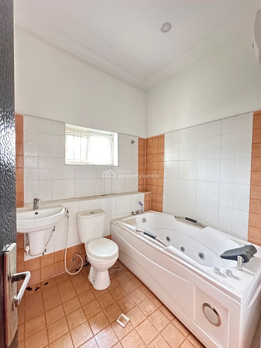 Spacious 4 Bedroom Semi Detached, Lekki Phase 1, Lekki, Lagos, Semi-detached Duplex for Rent