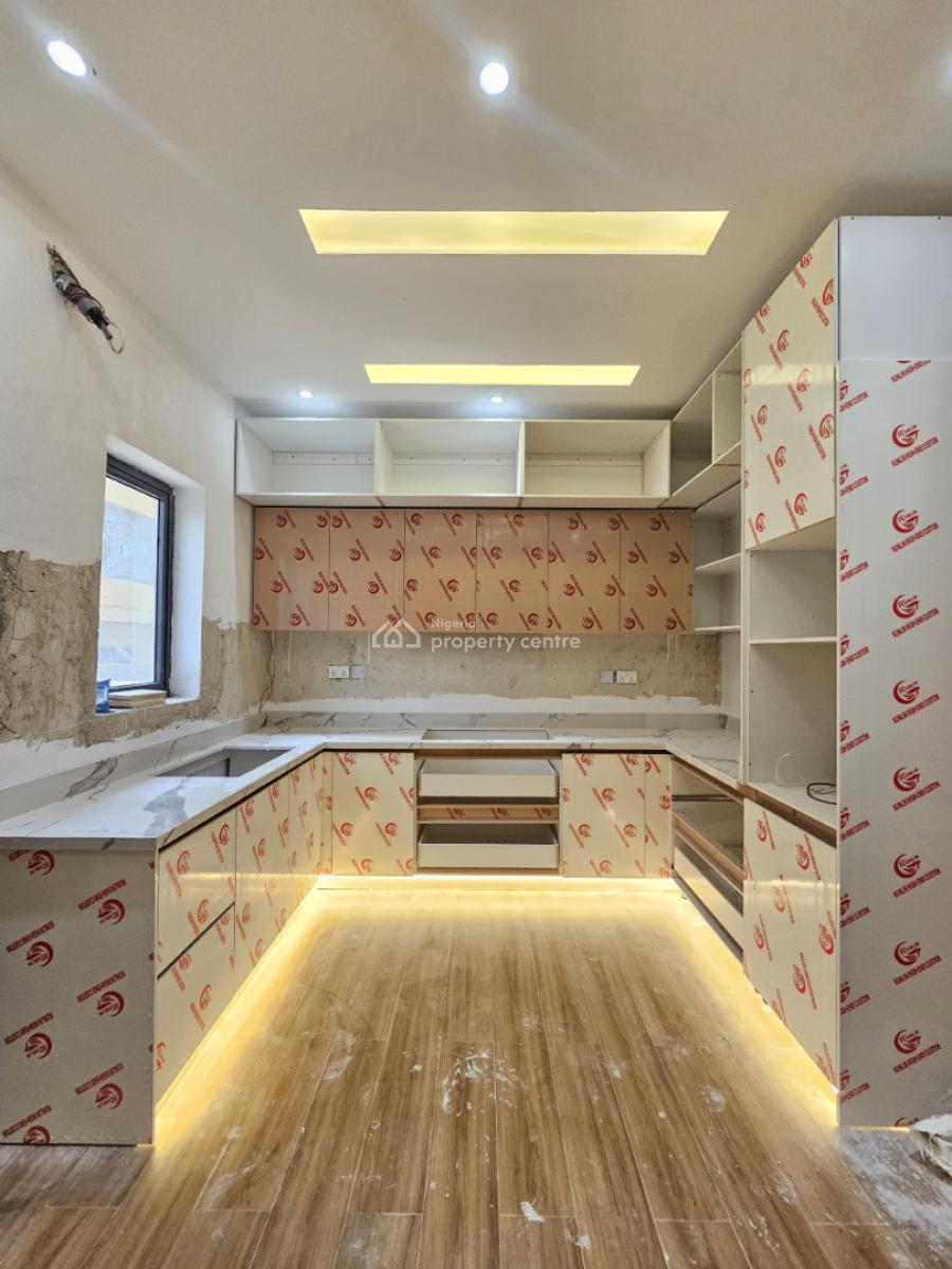 Luxurious Beautiful 5-bedroom Semi-detached Triplex, Lekki, Lagos, Semi-detached Duplex for Sale
