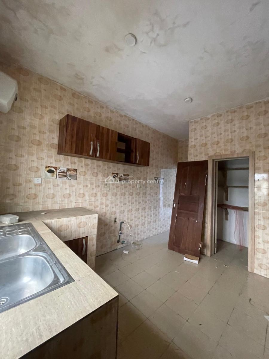 Nicely Built 3 Bedroom Apartment, Ajah, Lagos, Flat / Apartment for Rent