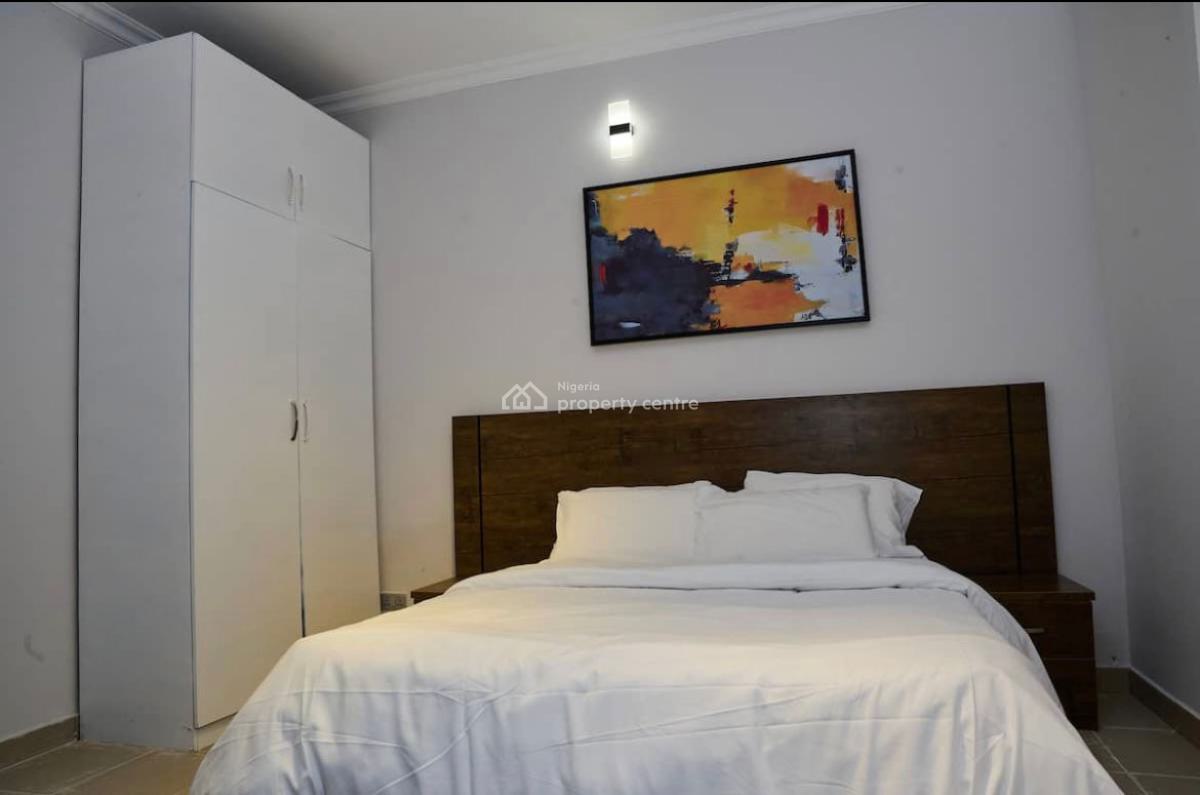 Exquisitely Furnished 1 Bedroom Apartment, Lekki Phase 1, Lekki, Lagos, Flat / Apartment Short Let