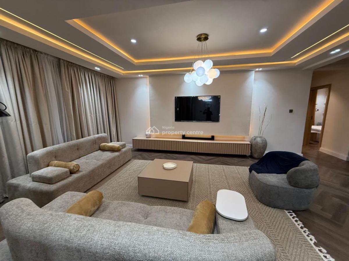 3 Bedroom Apartment with Snooker Board, Bathtub and Other Amenities, Lekki Phase 1, Lekki, Lagos, Flat / Apartment Short Let