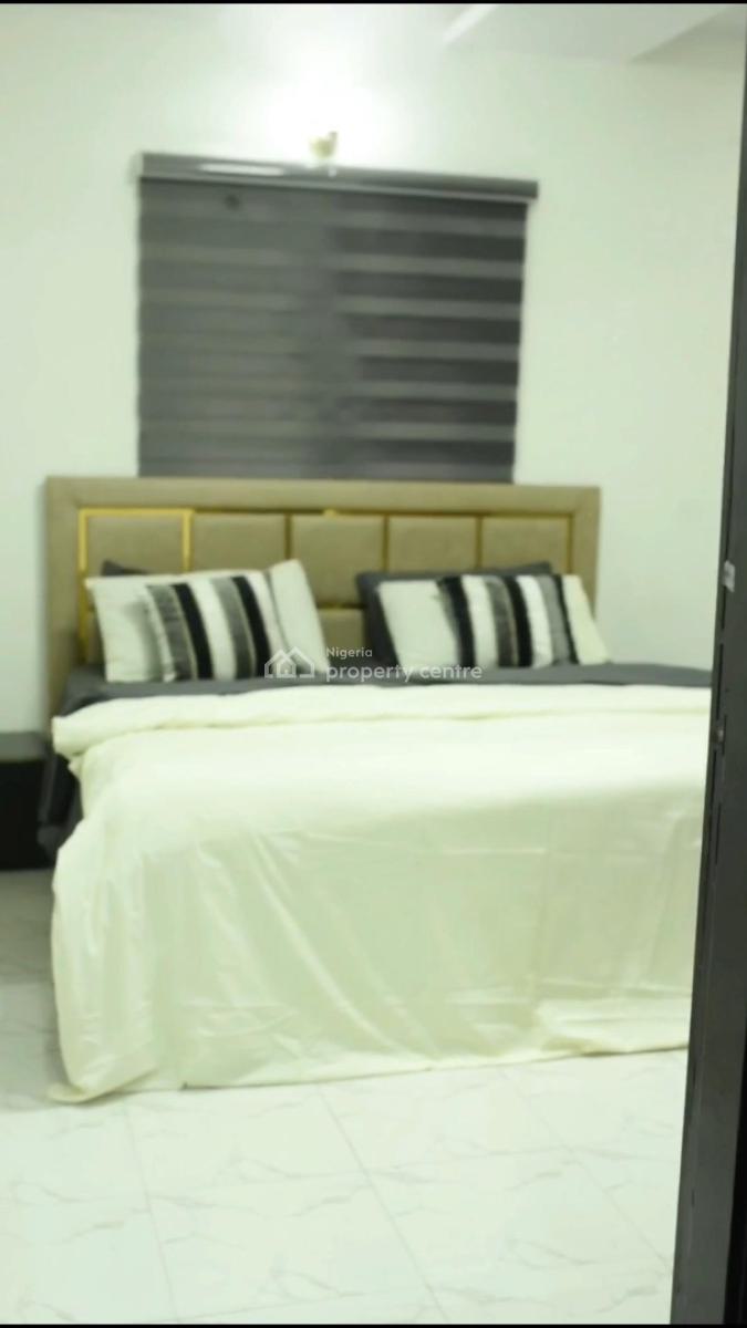 3 Bedroom Fully Furnished Apartment, Western Avenue, Surulere, Lagos, Detached Bungalow Short Let