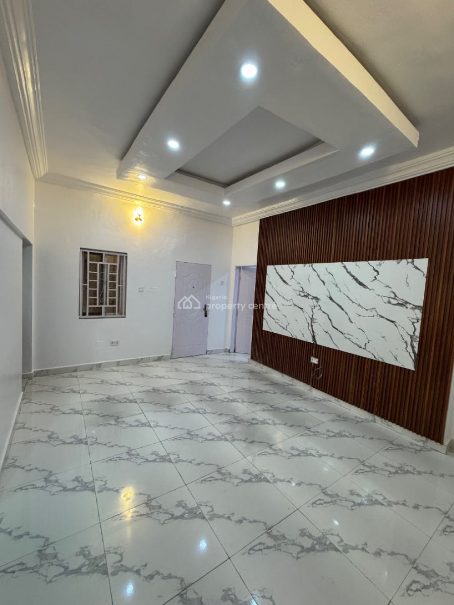 2 Bedroom Flat, Off Admiralty Way, Lekki Phase 1, Lekki, Lagos, Flat / Apartment for Rent