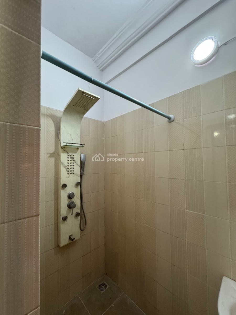 2 Bedroom Flat, Off Admiralty Way, Lekki Phase 1, Lekki, Lagos, Flat / Apartment for Rent