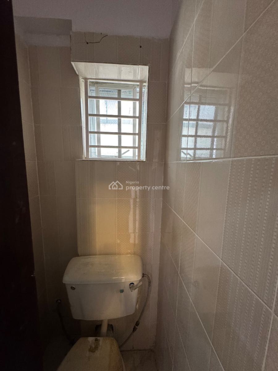 2 Bedroom Flat, Off Admiralty Way, Lekki Phase 1, Lekki, Lagos, Flat / Apartment for Rent