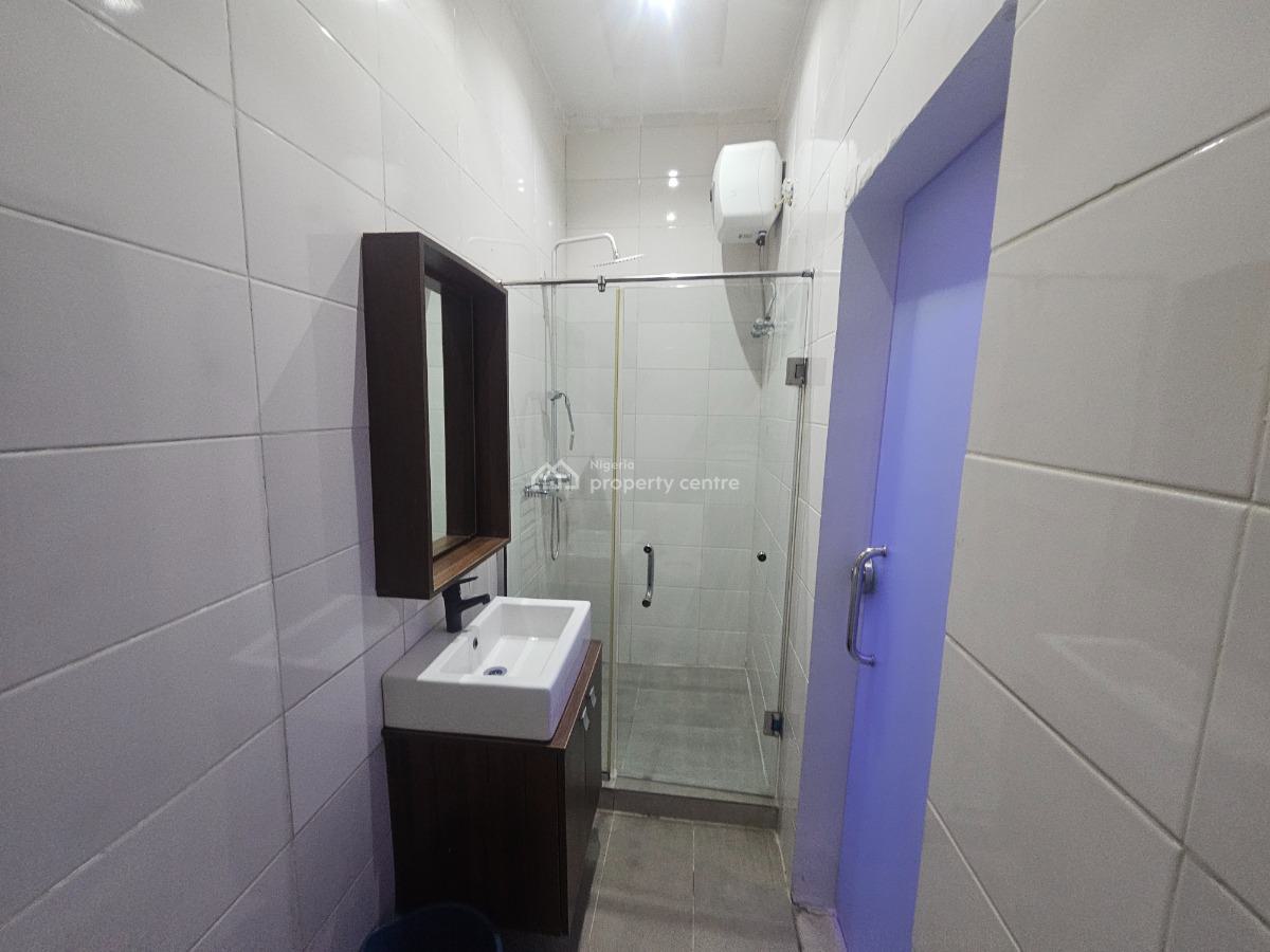 Fully Furnished 2bedroom Flat, Ibile Street, Off Abisogun, Palace Road, Oniru, Oniru, Victoria Island (vi), Lagos, Detached Bungalow for Rent