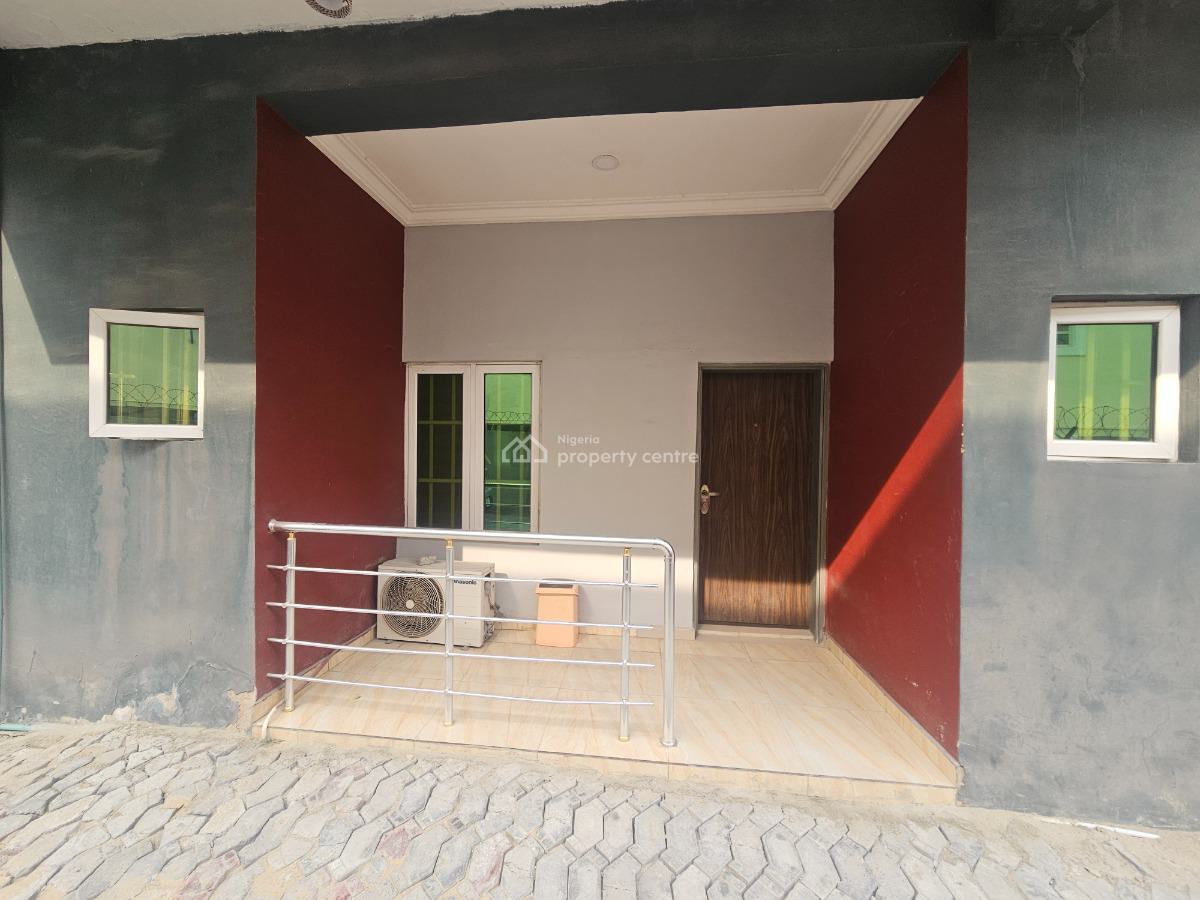 Fully Furnished 2 Bedrooms Flat, Ibile Street, Off Abisogun, Palace Road, Oniru, Victoria Island (vi), Lagos, Detached Bungalow for Rent
